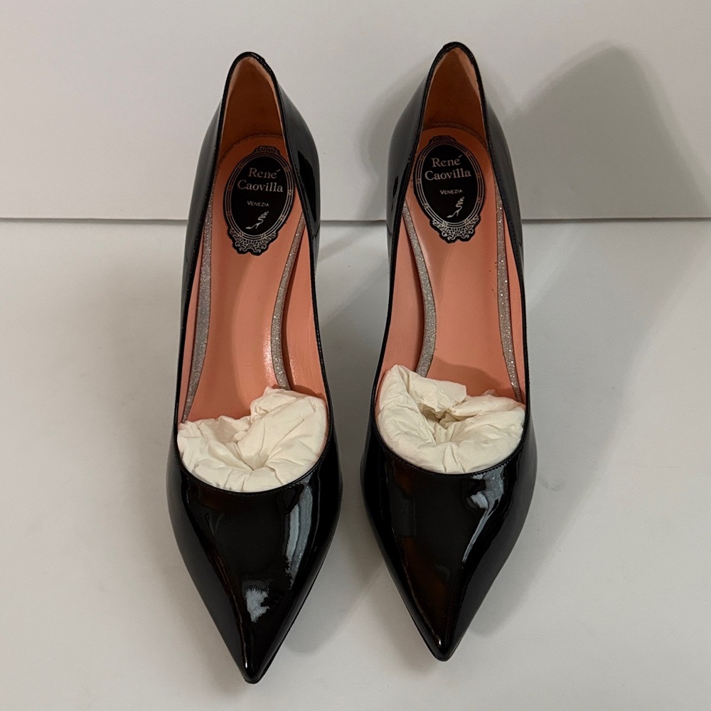 Rene Caovilla Black Patent Pump w/Diamond-Effect Soles & Liner-Edge.